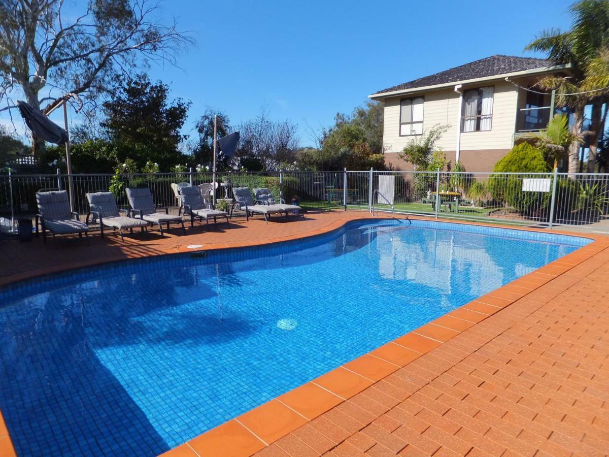 Paradise Holiday Apartments Lakes Entrance Exterior photo